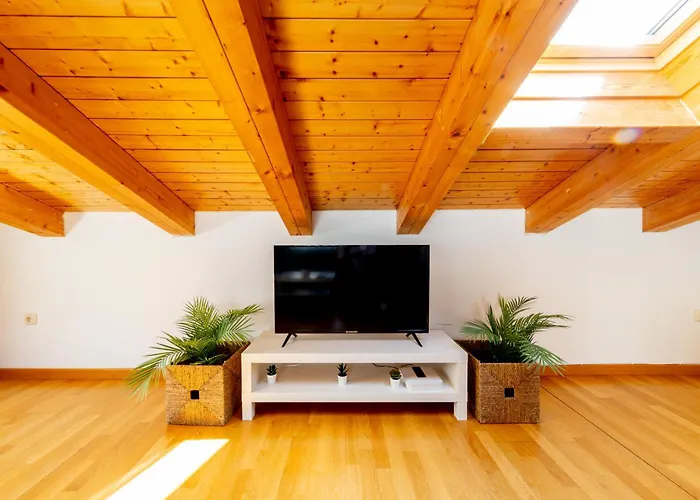 Renovado - Atico Plaza Herradores, Centrico Y Con Wifi