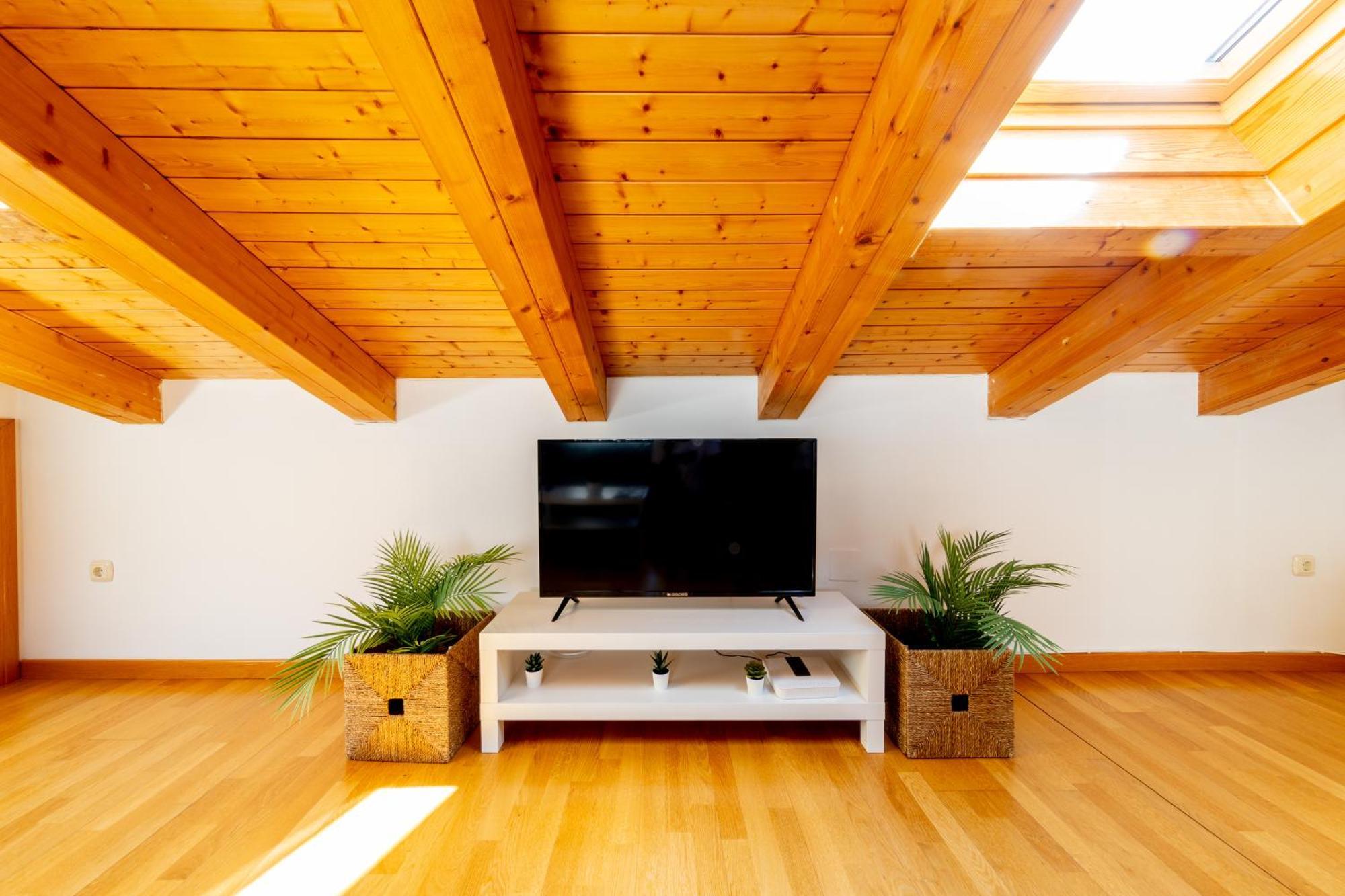 Renovado - Atico Plaza Herradores, Centrico Y Con Wifi *